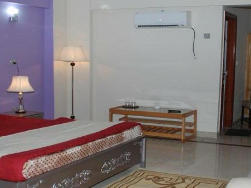 Mir Continental Hotel Muzafferabad Dış mekan fotoğraf
