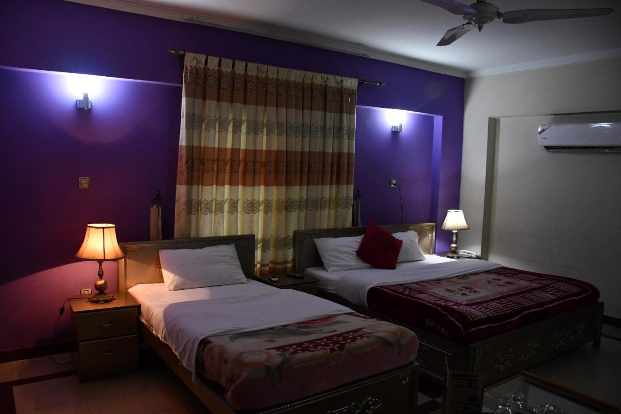 Mir Continental Hotel Muzafferabad Dış mekan fotoğraf