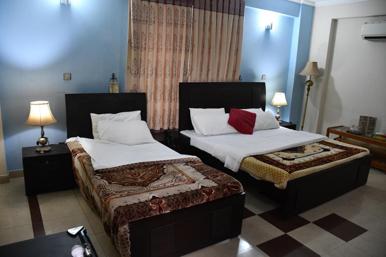Mir Continental Hotel Muzafferabad Dış mekan fotoğraf